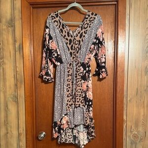Boutique Leopard and Floral Print V-Neck Hi-Lo Dress